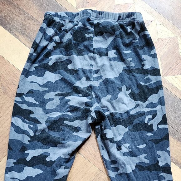 Old Navy Camo Fleece Athletic Pants Size Medium - Picture 10 of 13